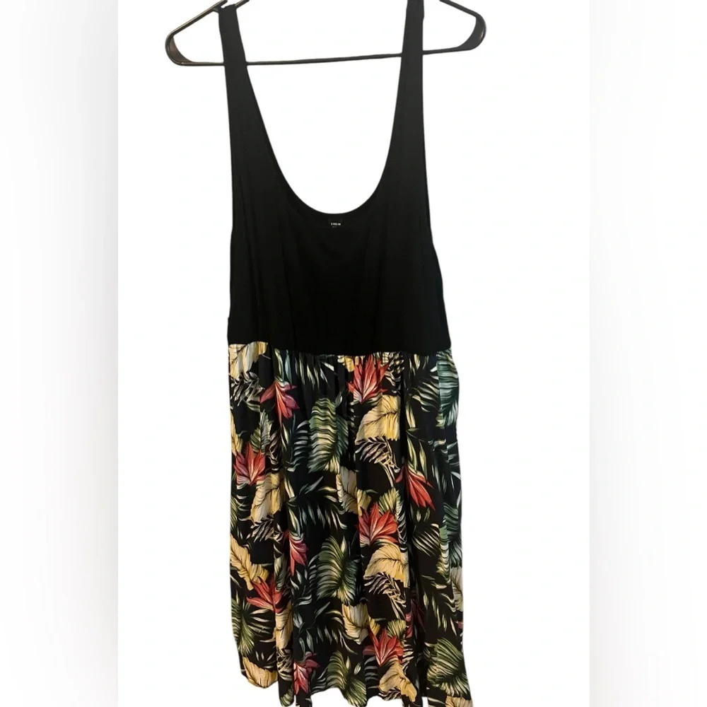 Women’s 3x maxi floral and black‎ maxi dress SHEIN curve - Picture 8 of 8